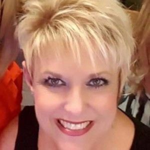 Meet your Posher, Leann